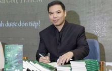 Nhà văn Dương Bình Nguyên: "Đi chậm là một lựa chọn có ý thức"