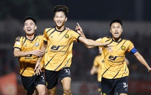 Đằng sau những bất ngờ tại V-League
