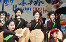 Về hội Lim thỏa nỗi nhớ mong