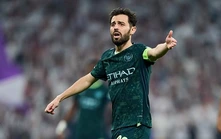 Đội trưởng Man City thừa nhận 'mọi thứ rất u ám', Guardiola khen ngợi Valverde