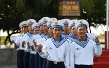 Bầu cử Quốc hội và HĐND: Lá phiếu giữa trùng khơi - niềm tin gửi về đất mẹ