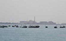 Các hãng vận tải biển lớn đình chỉ hoạt động qua Eo biển Hormuz