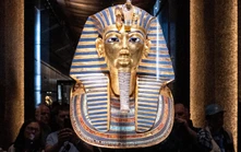 Mặt nạ vàng của Pharaoh Tutankhamun tại Đại Bảo tàng Ai Cập