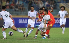 Đội tuyển Việt Nam còn 'vết gợn' sau trận thắng Bangladesh