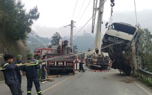 Khẩn trương khắc phục hậu quả vụ xe khách 29 chỗ lao xuống vực tại Tam Đảo