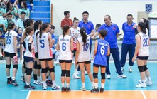 Hoa khôi bóng chuyền Việt Nam cùng đồng đội đón tin vui, HLV Tuấn Kiệt đối mặt với thách thức lớn