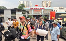 Vụ cầu Ghềnh bị sà lan đâm trúng: Bắt đầu trung chuyển khách bằng đường bộ