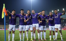 Hoàng Hên lập cú đúp, Hà Nội khiến CAHN nhận thất bại đầu tiên trong mùa giải