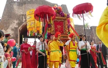 Đặc sắc Lễ hội Thành Bản Phủ, tưởng nhớ tướng quân Hoàng Công Chất