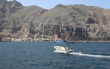 Các nhà sản xuất dầu Trung Đông chuẩn bị cho việc nối lại xuất khẩu qua eo biển Hormuz