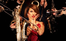 Album "This Music May Contain Hope" của Raye: Âm nhạc chứa đầy niềm hy vọng