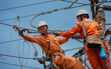 Khung giờ tính giá điện mới chờ điều chỉnh giá bán lẻ