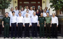 Tổng Bí thư, Chủ tịch nước Tô Lâm thăm các đồng chí nguyên lãnh đạo Đảng, Nhà nước và Mẹ Việt Nam Anh hùng