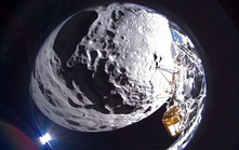 Mặt trăng xuất hiện thêm hàng nghìn hố trên bề mặt