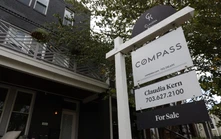 Áp lực tài chính gia tăng khi tuổi đời các căn nhà ở tại Mỹ ngày càng cao