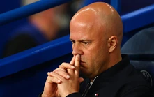 Arne Slot dùng chiến thuật ‘đáng sa thải’, Liverpool không dứt điểm trúng khung thành PSG lần nào