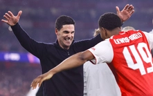 Arsenal hướng tới “cú đúp” lịch sử: Thành bại nhờ… trực giác của Arteta