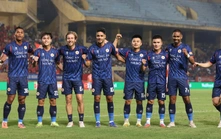 V-League đón 'tân vương'