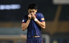 Đình Bắc cùng CAHN chạm một tay vào chức vô địch V-League