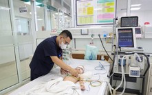Phú Thọ: Cứu sống bệnh nhi nguy kịch do đồng nhiễm 5 tác nhân hô hấp