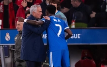 Real Madrid: Vinicius là bài toán lớn nhất của Mourinho