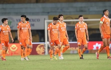 Cuộc chiến trụ hạng V-League: Không còn đường lùi