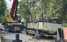 Quảng Ngãi: Lật xe tải ở chân đèo Violak khiến 3 người thương vong