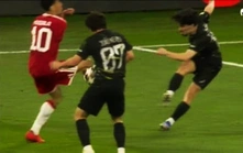 TRANH CÃI: Vì sao PSG thoát phạt đền sau tình huống chạm tay trong vòng cấm trước Bayern Munich?