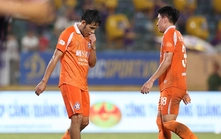 Vòng 22 V-League: Người lên ngựa, kẻ chia  bào