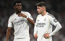 NÓNG! Hai ngôi sao Real Madrid đánh nhau trước trận ‘kinh điển’, một người phải nhập viện