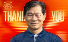 CLB Ninh Bình chia tay HLV Bae Ji Won