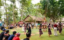 Chuyển giao Làng Văn hóa - Du lịch các dân tộc Việt Nam về UBND thành phố Hà Nội quản lý