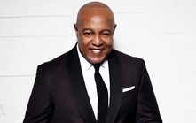 Peabo Bryson qua đời ở tuổi 75: Huyền thoại đứng sau những bản tình ca Disney bất hủ