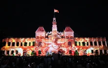 Biểu diễn nghệ thuật và trình chiếu 3D Mapping mừng 50 năm Thành phố mang tên Bác
