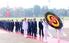 Lãnh đạo Đảng, Nhà nước vào Lăng viếng Chủ tịch Hồ Chí Minh nhân Kỷ niệm 79 năm ngày Thương binh - Liệt sĩ