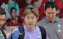 Lee Kang In chưa thể sang Tây Ban Nha hội quân cùng Atletico Madrid vì thủ tục quân sự