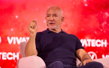 Tỷ phú Jeff Bezos đầu tư vào Liverpool vì điều gì?