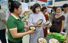 Đưa ẩm thực đặc sắc vào hành trình du lịch ở thành phố biển