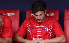 Atletico đang biến Alvarez thành con tin