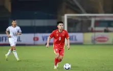 Lê Phạm Thành Long: "Mỏ neo" đích thực của HLV Kim Sang Sik