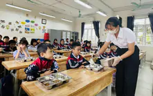 Kiểm soát chặt chẽ, minh bạch bữa ăn bán trú trước thềm năm học mới