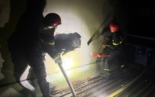 Vụ cháy nhà 4 tầng: Hai nạn nhân phải thở máy, tiên lượng xấu