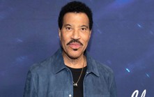 Lionel Richie - cháy hết mình trong hơn nửa thế kỷ âm nhạc đỉnh cao