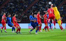 Lê Giang và hàng thủ đội tuyển Việt Nam gặp thử thách lớn