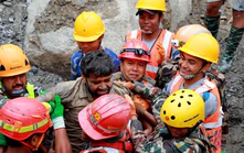 Lũ quét tại Nepal: Giải cứu được 2 người sau 10 ngày mắc kẹt