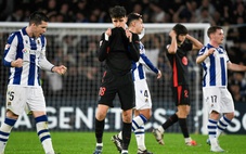 Barcelona thất bại vì... gậy ông đập lưng ông