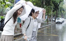 Dự báo thời tiết ngày 14/5: Hà Nội ngày nắng, chiều tối và đêm mưa dông 