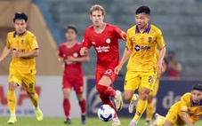 V-League vòng 23: Người lên ngựa, kẻ chia bào