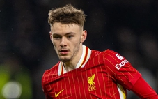 Vô địch rồi, Slot làm gì để nâng tầm Liverpool?