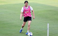 Cầu thủ Việt kiều tập luyện cùng đội tuyển nữ Việt Nam